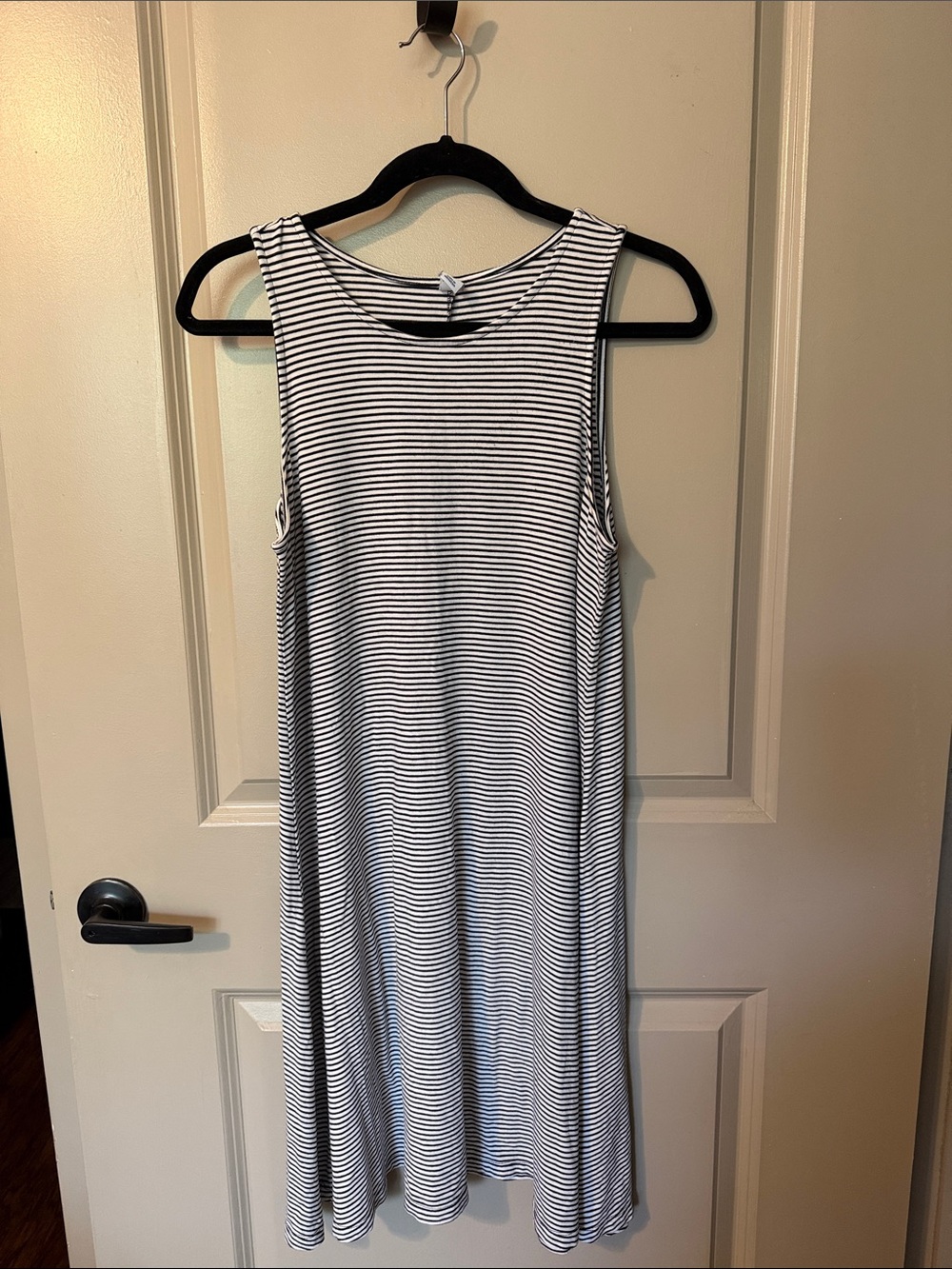 Old Navy Black and White Striped Sleeveless Midi Dress